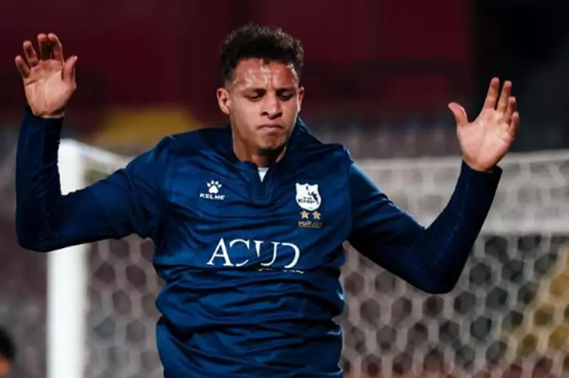 وسط ارتباطهم بالأهلي.. إنبي: لم يتواصل معنا أي نادٍ للتعاقد مع أقطاي وحامد عبد الله 